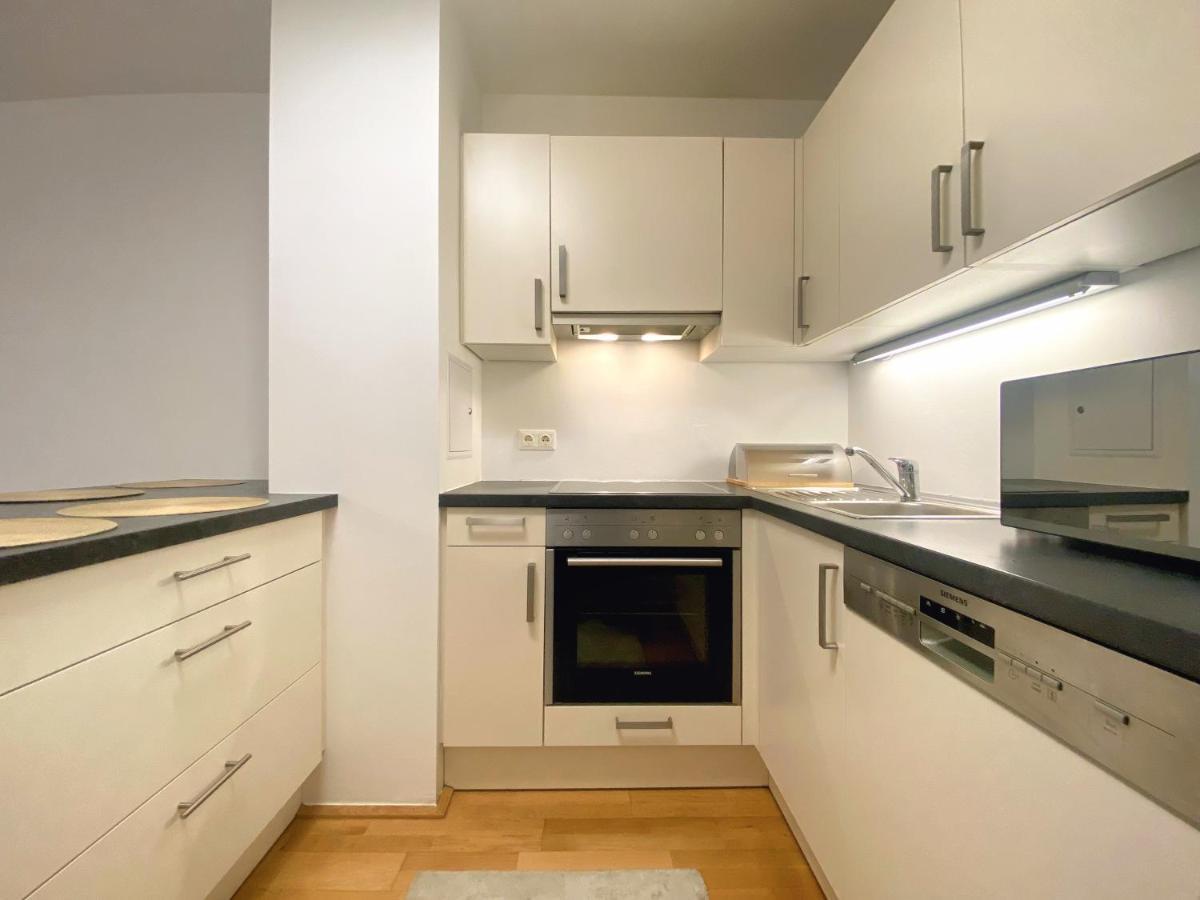 Near Lake Spacious & Furnished Beautiful Apartment Vienna Esterno foto